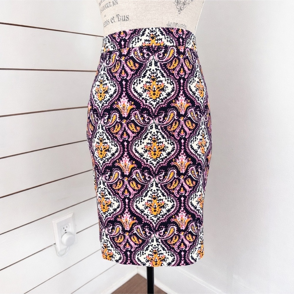 J.Crew The Pencil Skirt Size 2  Medallion Print Cotton Lined EUC